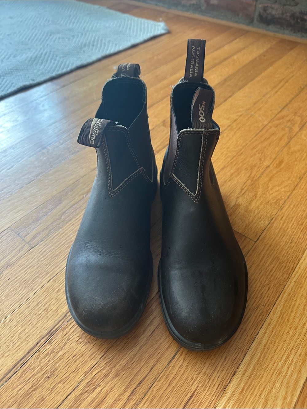 Blundstone Dark Brown Chelsea Boots
